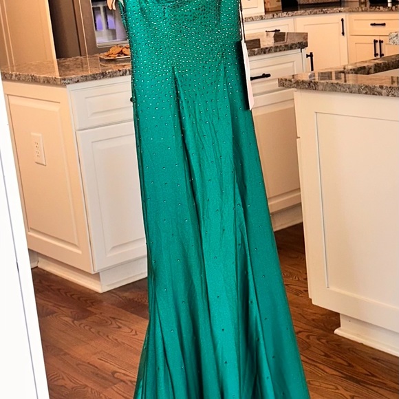 PromGirl Vibrant Green Backless Dress - Picture 7 of 7